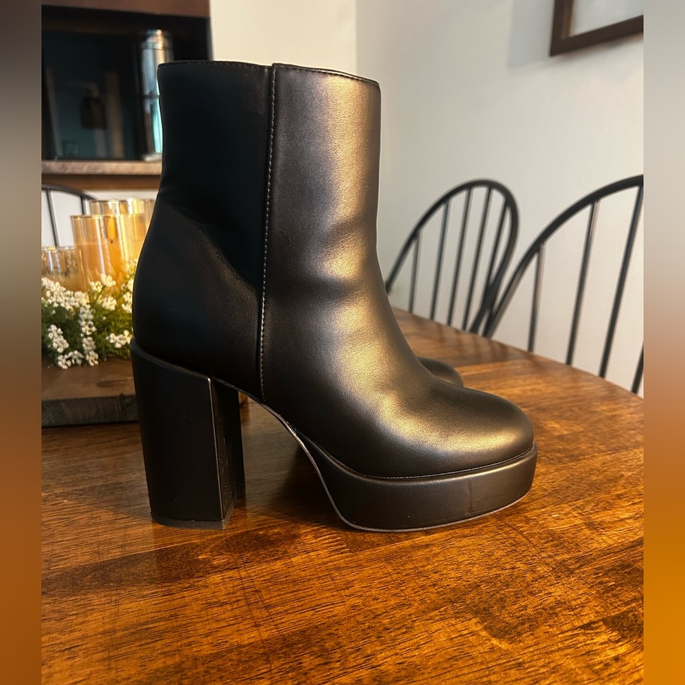Black Platform Heel Boots